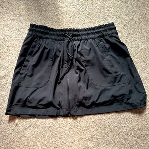 Athleta Expedition black zip-up skort